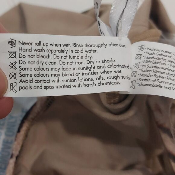 New! Seafolly Australia Women's 6 Wrap Front 1-Piece Swimsuit Animal Print - Picture 7 of 10